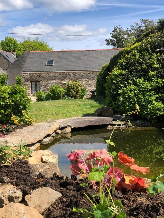 The Lotus. Romantic, Rural Hideaway Near Huelgoat Loqueffret 외부 사진